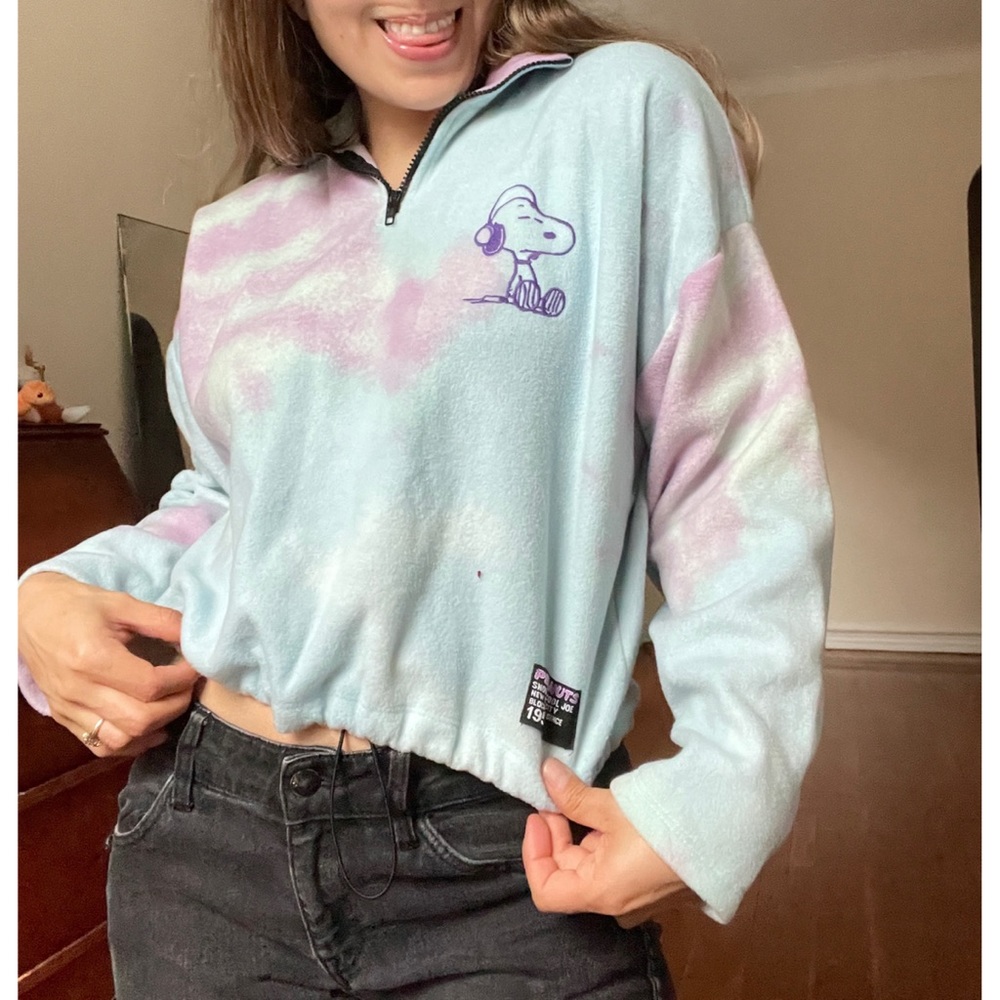 “PEANUTS” SNOOPY COOL JOE ~ EMBROIDERED TYE DYE | ZIP UP PULL OVER SWEAT…